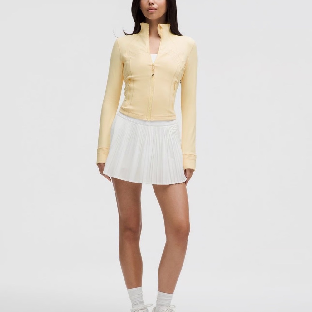 Lululemon Athletica Define Jacket Buttercream Size 8